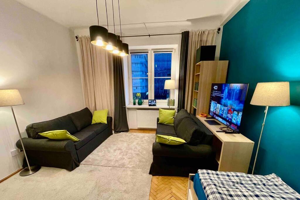 Super Square Metro X2 Fast Wifi 55'Tv Netflix Hbo Appletv+ Amazontv Διαμέρισμα Βαρσοβία Εξωτερικό φωτογραφία